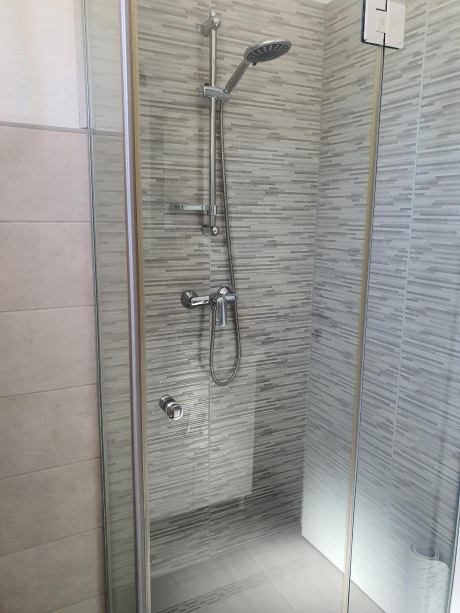 Apartment Rados Dugopolje Luaran gambar