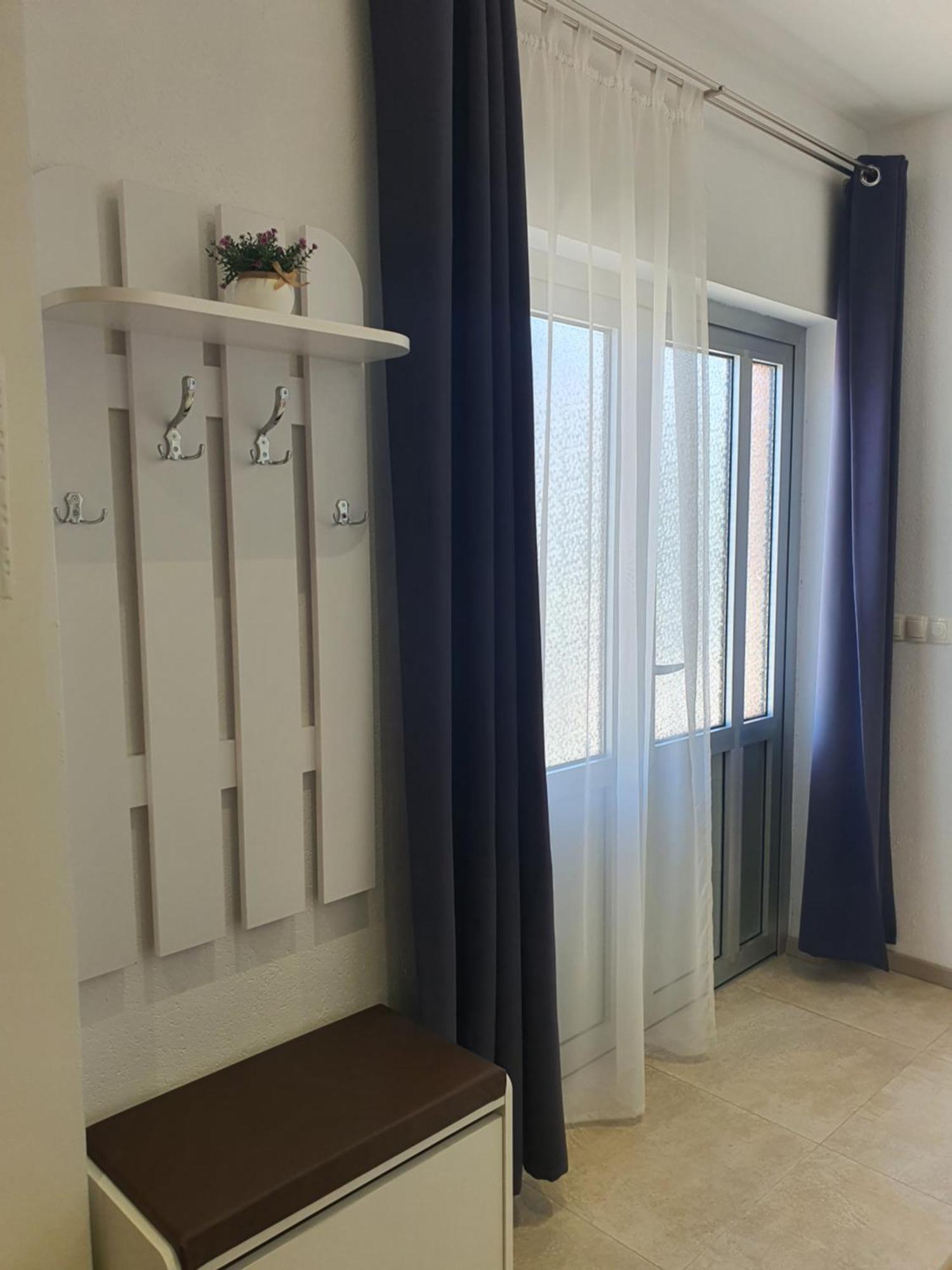 Apartment Rados Dugopolje Luaran gambar